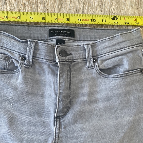 Banana Republic Skinny Curvy Fit Jeans - Picture 13 of 14